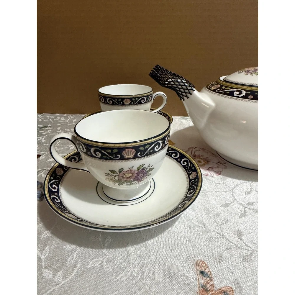 Wedgwood runnymede blue